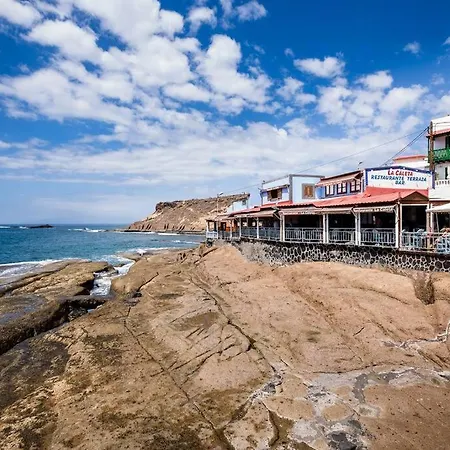 Caleta Адехе