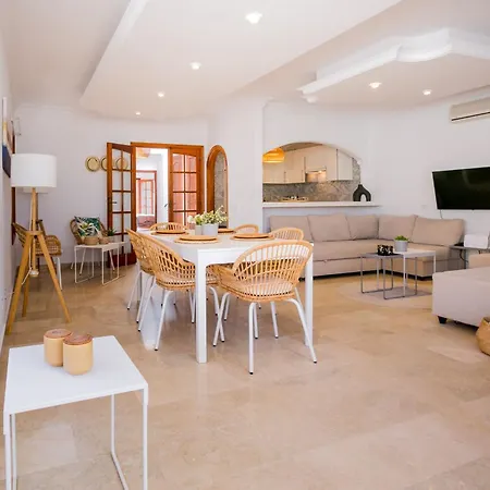 Tatil Evi Caleta *
