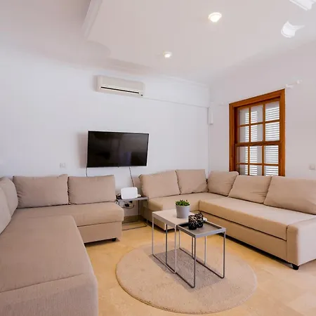 Tatil Evi Caleta *